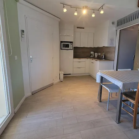 דירה Beautiful T3 With Balcony - Near *